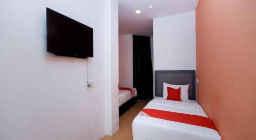 Oyo 1111 Harmony Stay Мири Экстерьер фото